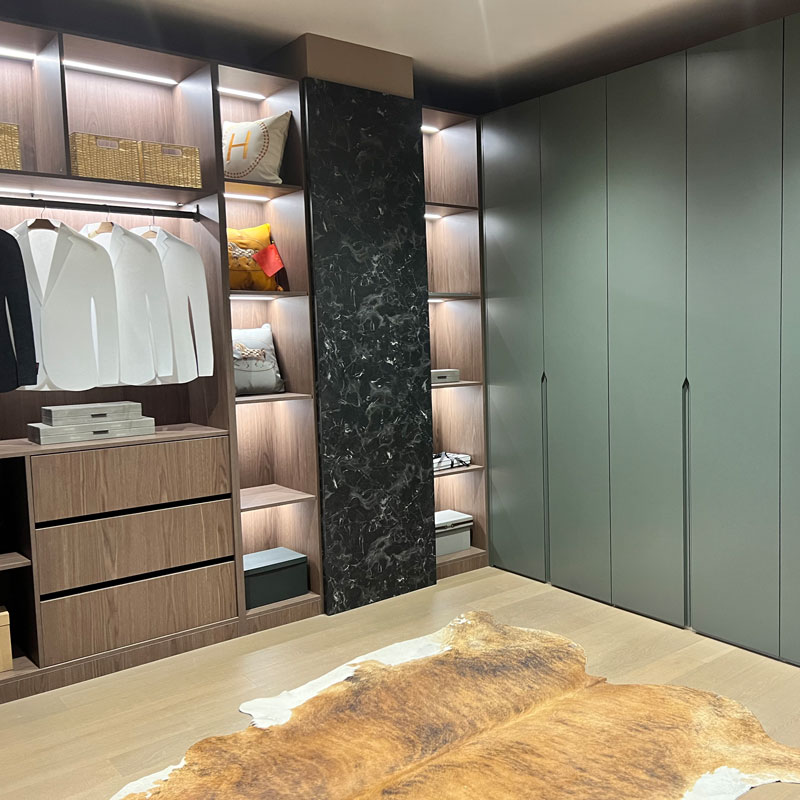 Key features and considerations regarding wardrobe closets