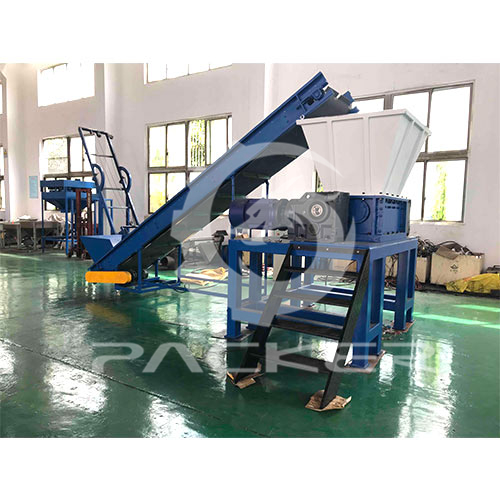 What machine is used to shred plastic?