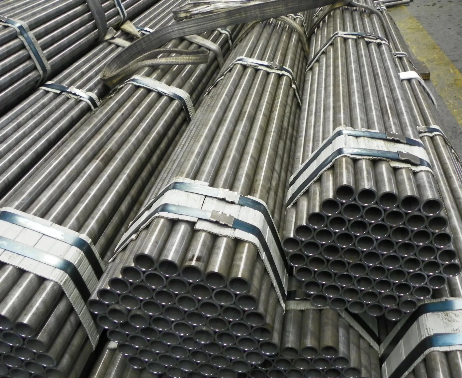ASTM A500 Gr. a/Gr. B/Gr. C/Gr. D Mechanical and Atutomobile Precision Tube