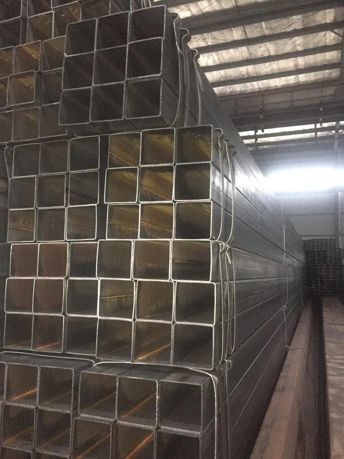 Galvanized Steel Pipe Scaffolding Tube with Low Price